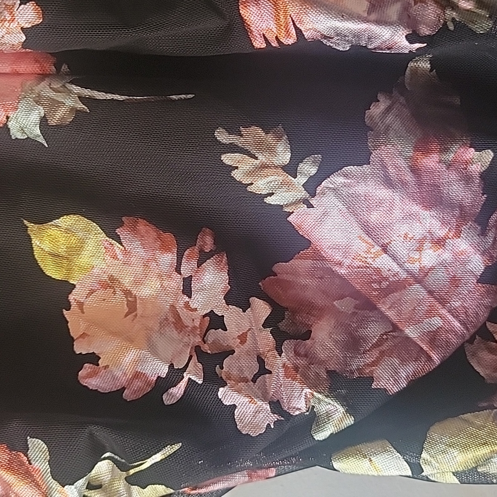 Dress - Picture 5 of 5